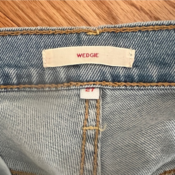 Levi’s Wedgie Straight Jeans - Picture 4 of 5